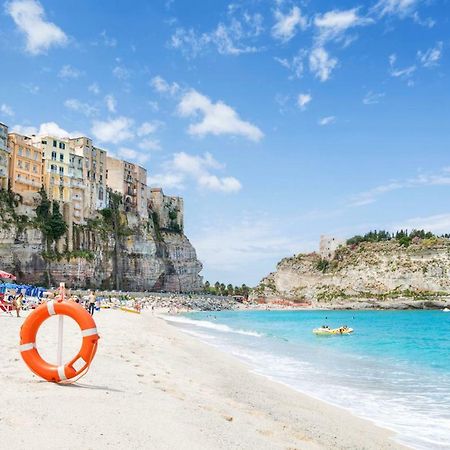 Flowery Tropea Apartment Buitenkant foto