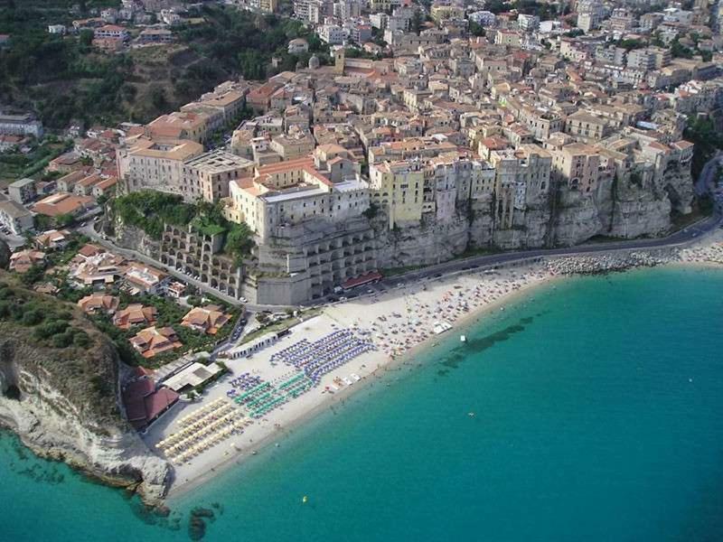 Flowery Tropea Apartment Buitenkant foto